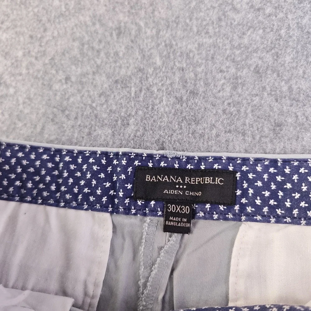 Banana Republic Aiden Chino Pants Mens 30x30 Gray Flat Front Cotton Stretch
